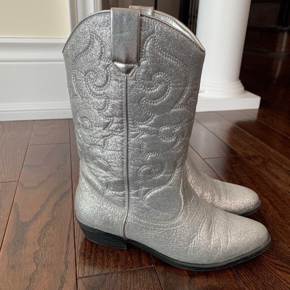 Tucker & Tate girls cowboy boots (size 2)